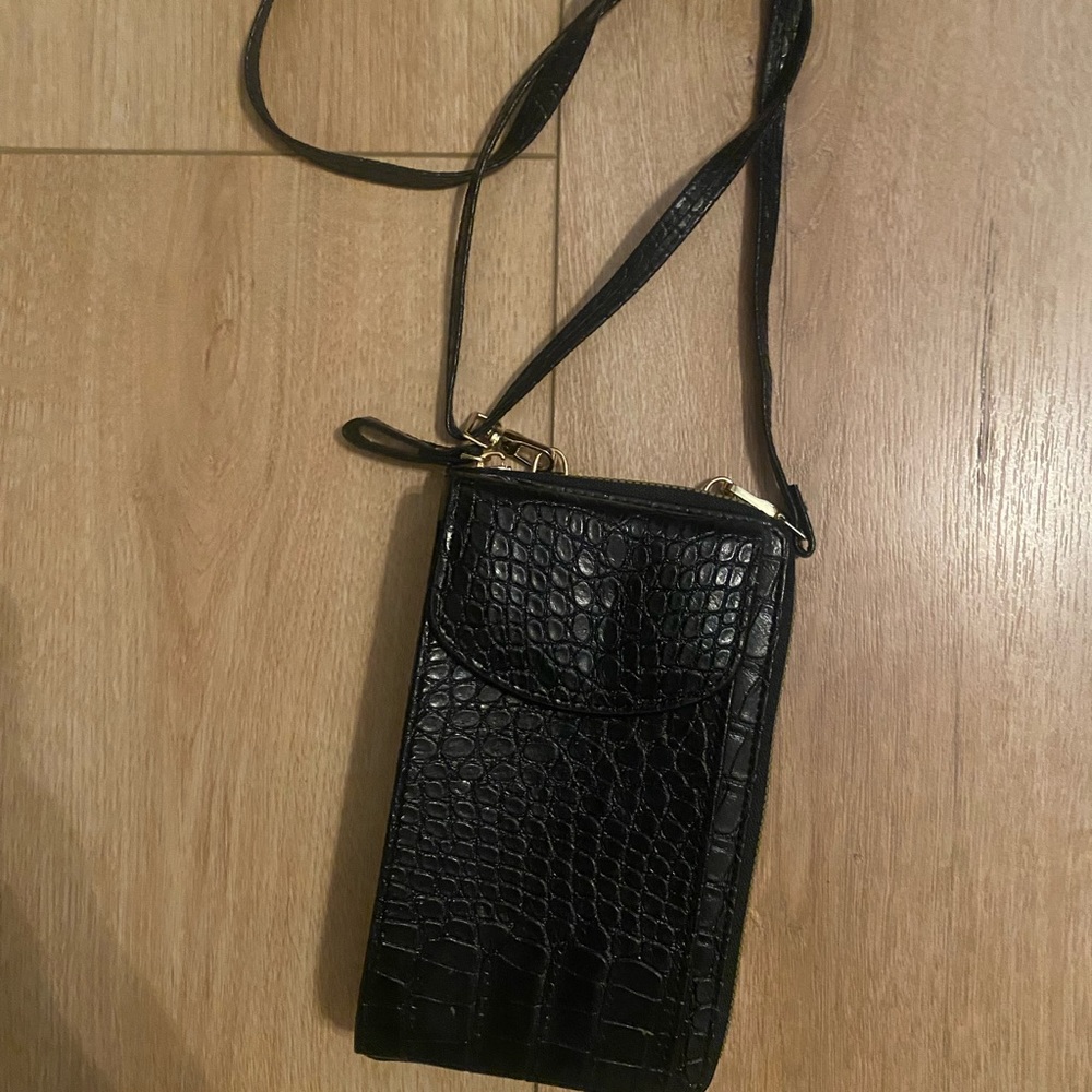 Wallet, Crossbody